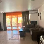 Guest house Vip Complex 4*