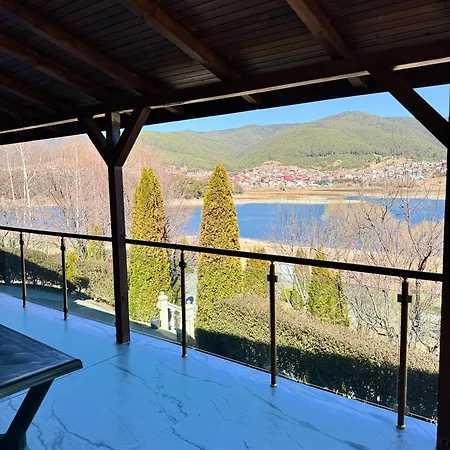 Vip Complex بيت ضيافة سارنيتسا