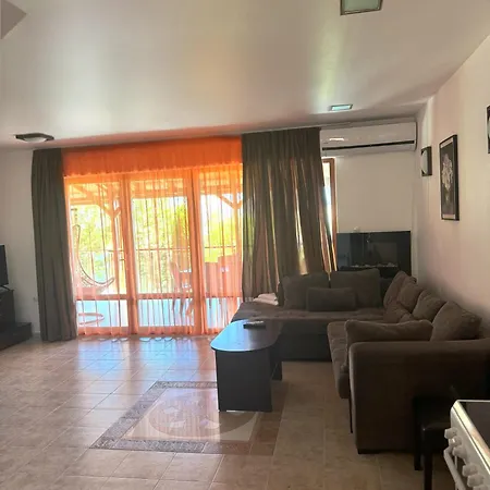 Guest house Vip Complex 4*