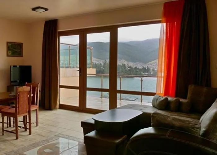 Vip Complex Sarnitsa